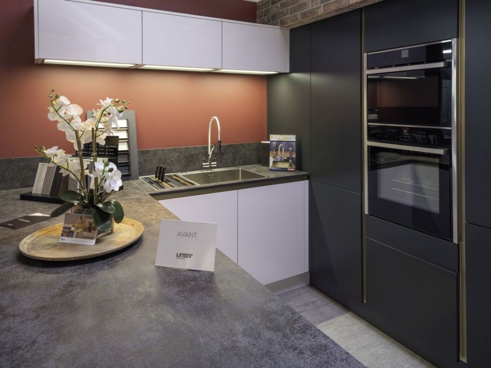 Traditional kitchen Oakham